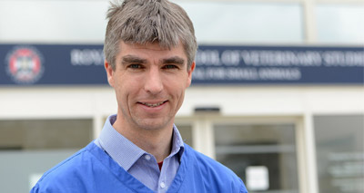 Canine specialist scoops prestigious Simon Award