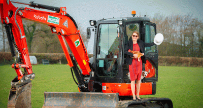 Hen charity starts work on first rehoming centre
