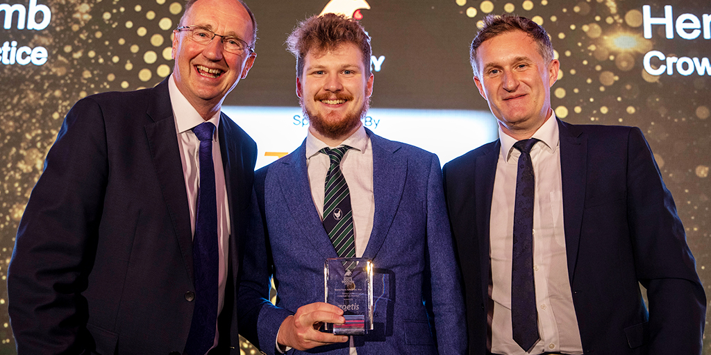 Henry Lamb wins Young Farm Vet of the Year Award